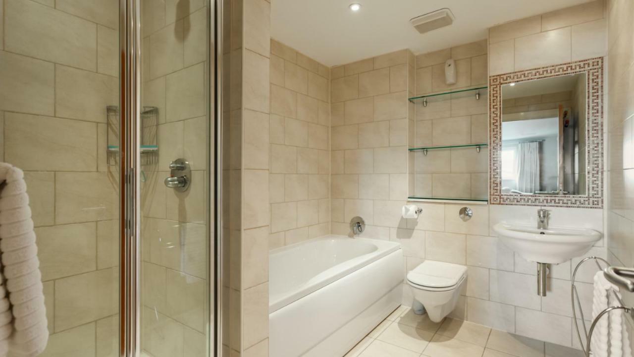 Crow'S Nest Villa Пул Екстериор снимка